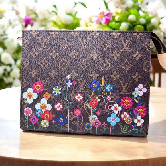NWT Louis Vuitton x Murakami Toiletry Clutch - Picture 1 of 11